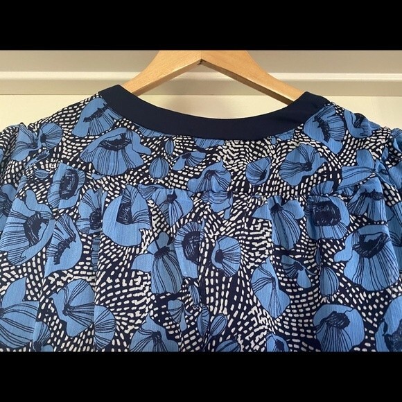 H&M Fit & Flare Dress, Blue Floral Print, Size 10 - Picture 9 of 10